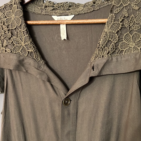 Matilda Jane Olive Green "Ambitious You" Vest Crochet Lace Collar Womens Size S - Picture 3 of 5